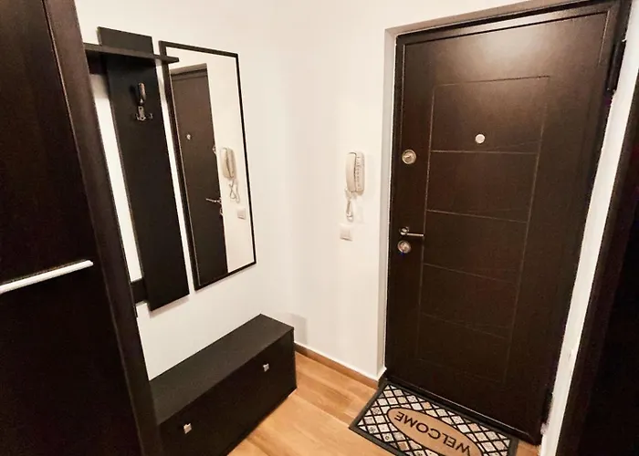 Holidayhaven 2 Rooms Near Palas Mall