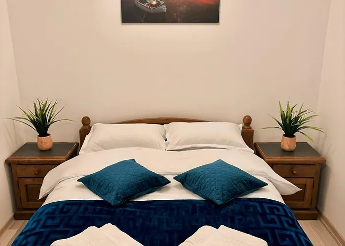 Holidayhaven 2 Rooms Near Palas Mall
