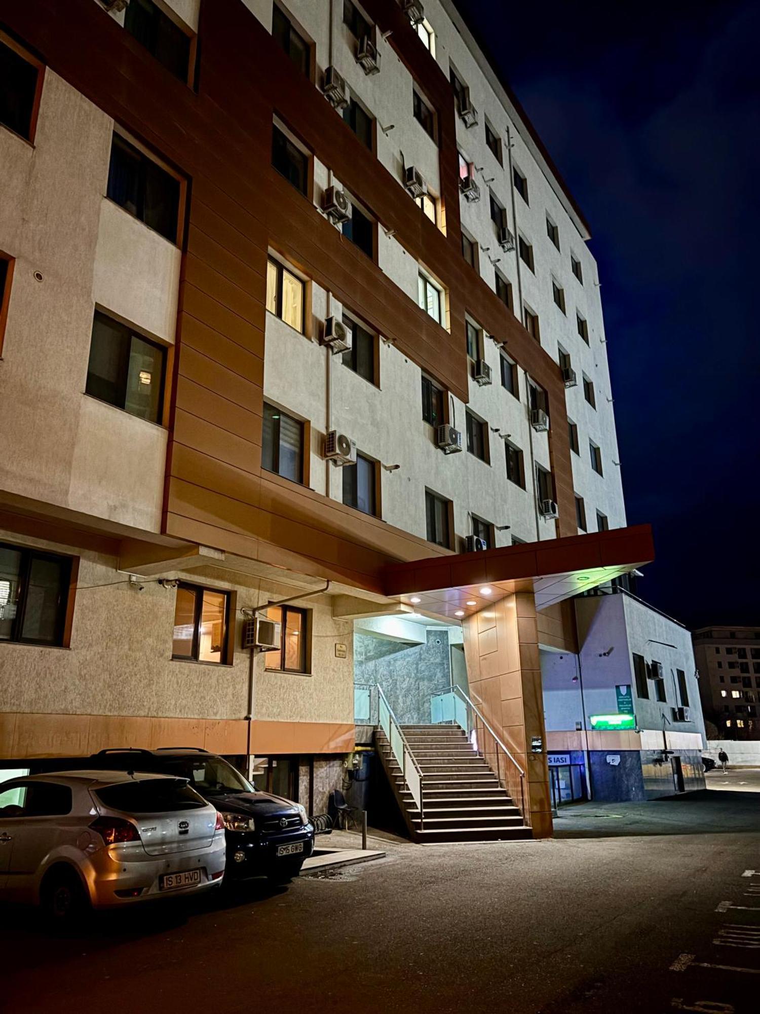 Holidayhaven 2 Near Mall Apartment Iasi