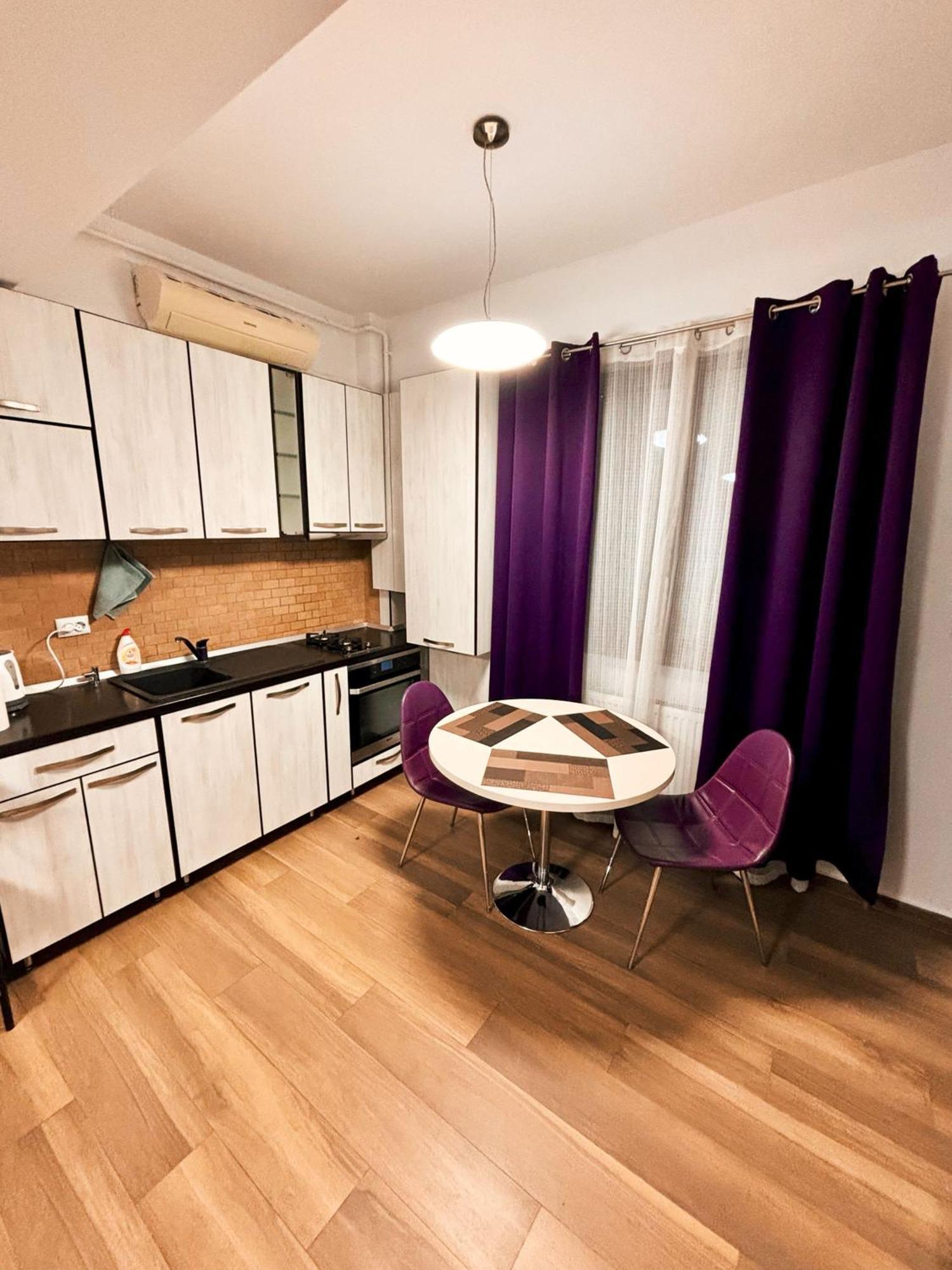 Apartment Holidayhaven 2 Near Mall